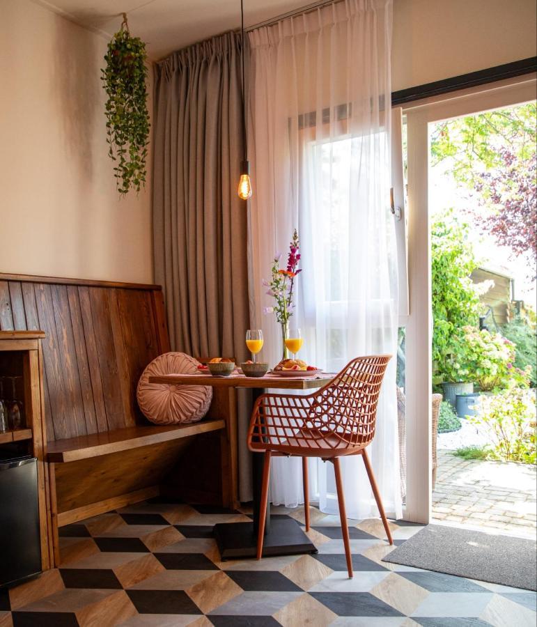 B&B Joli Met Prive Wellness 韦默尔丁厄 外观 照片