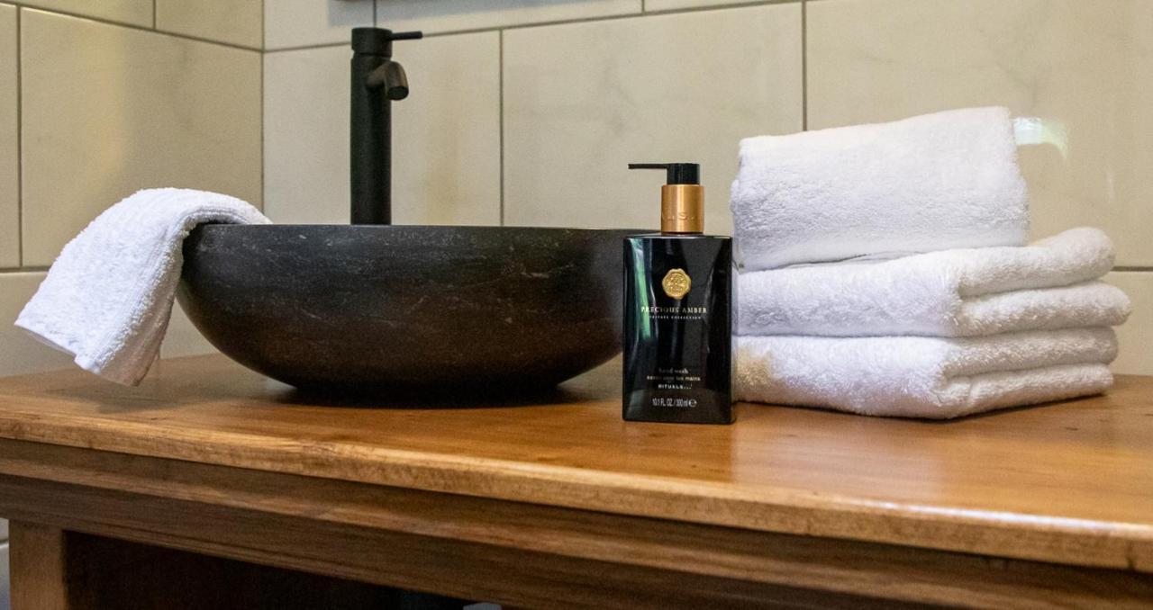 B&B Joli Met Prive Wellness 韦默尔丁厄 外观 照片