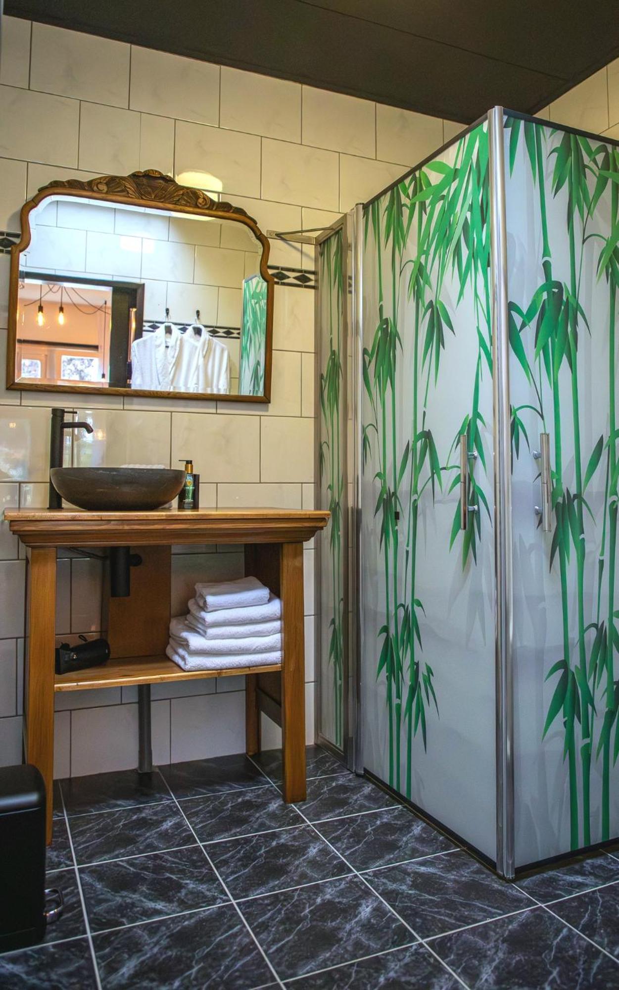 B&B Joli Met Prive Wellness 韦默尔丁厄 外观 照片